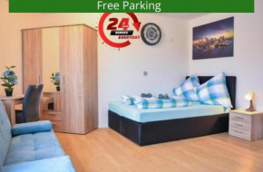 Ruhige Wohnung im . Private Parkplatz ,Balkon ,Netflix